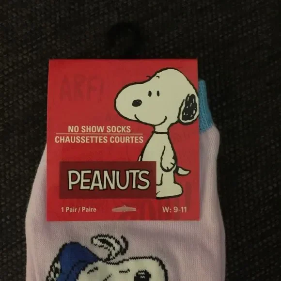 Peanuts Snoopy with Woodstock Socks. NWT - Picture 2 of 3